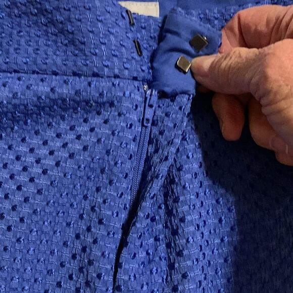 ELLE Size 12 blue textured shorts with scalloped hemline.  NWOT - Picture 5 of 8